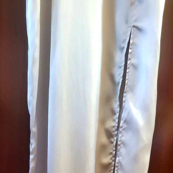 A Silver Missguided Floor-length Prom Dress - Picture 4 of 9